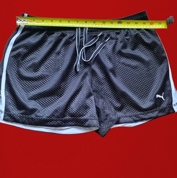 🌟3/$40 Sale!Mix & Match🌟Puma Activewear Shorts - Picture 3 of 6